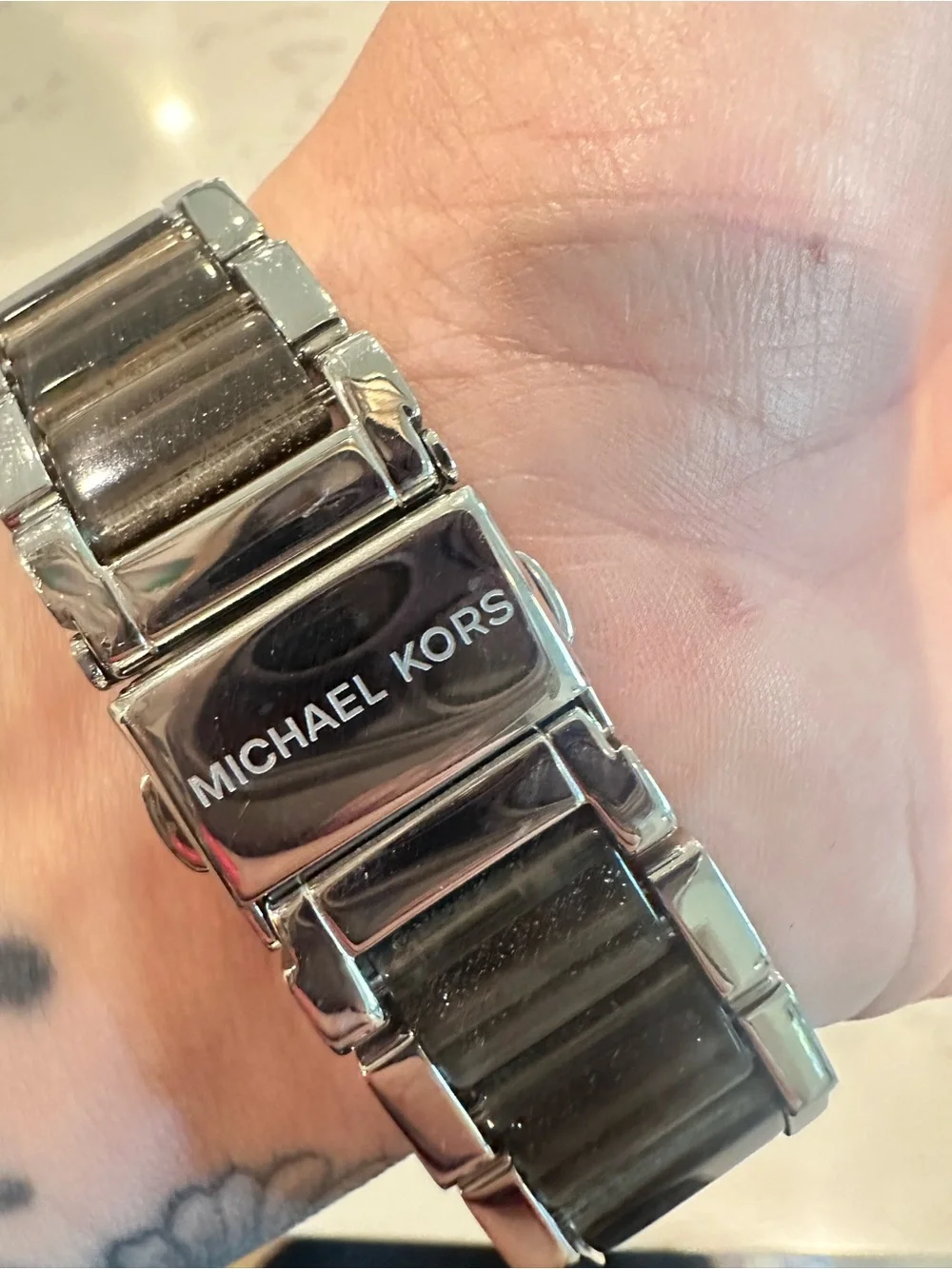 Michael Kors dead battery